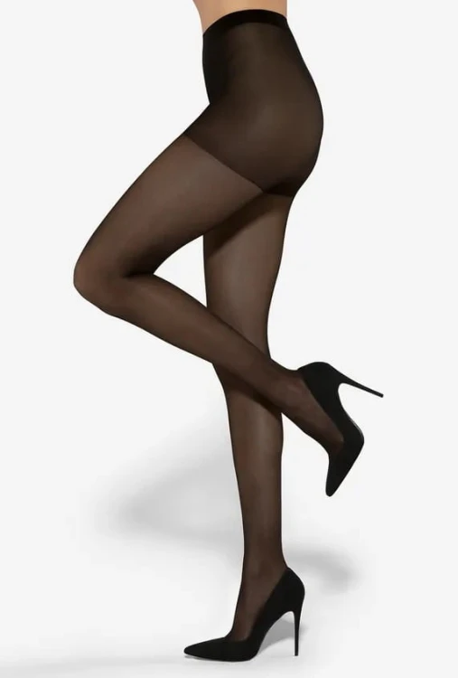 laura 2012.jpg